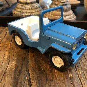 Tonka Jeep Blue very good vintage condition. 1960-70